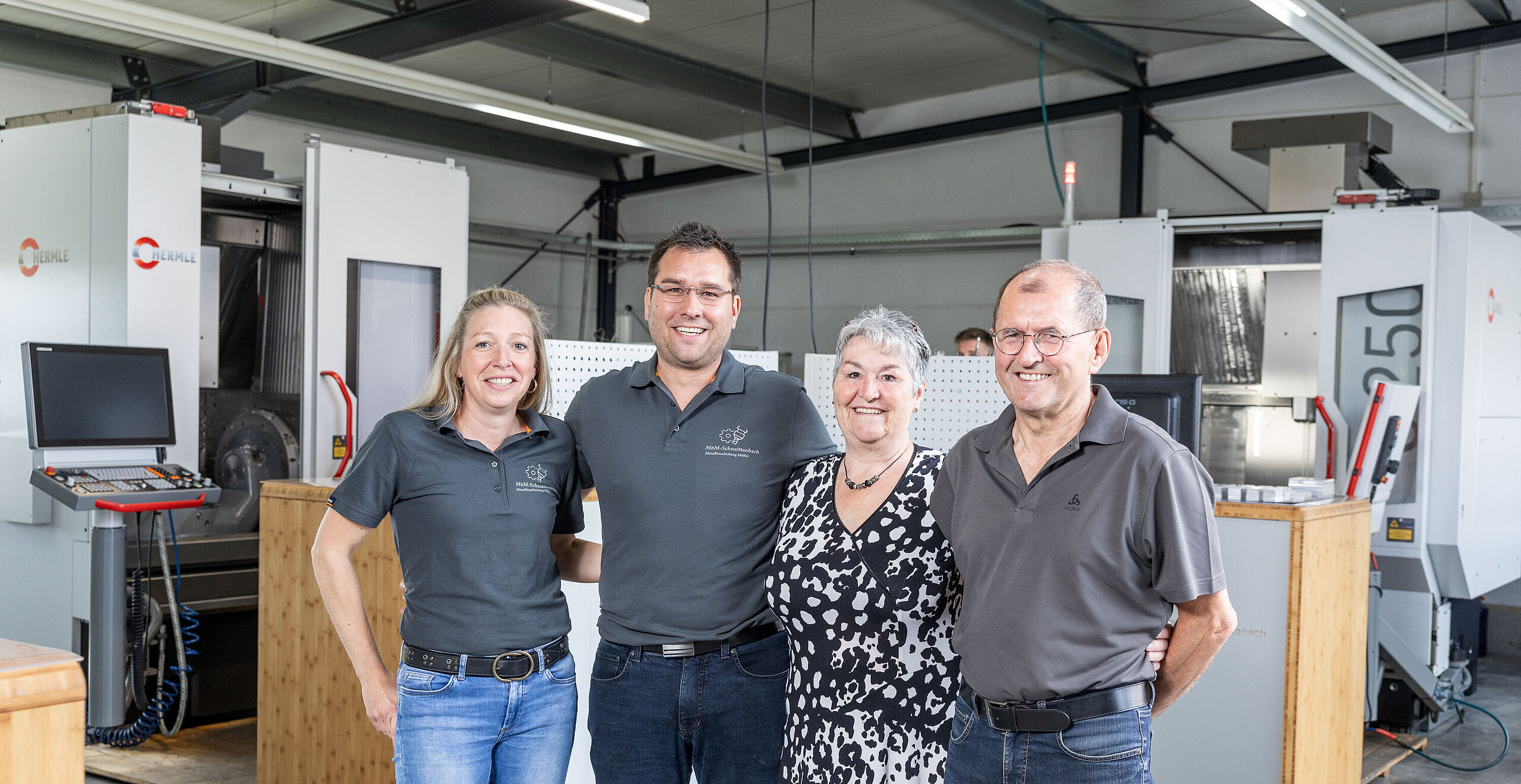 Martina Müller, Sachbearbeitung, Wolfgang Müller, Inhaber (beide MBM-Schnaittenbach) und die Eltern des Firmengründers, Ingrid und Andreas Müller.